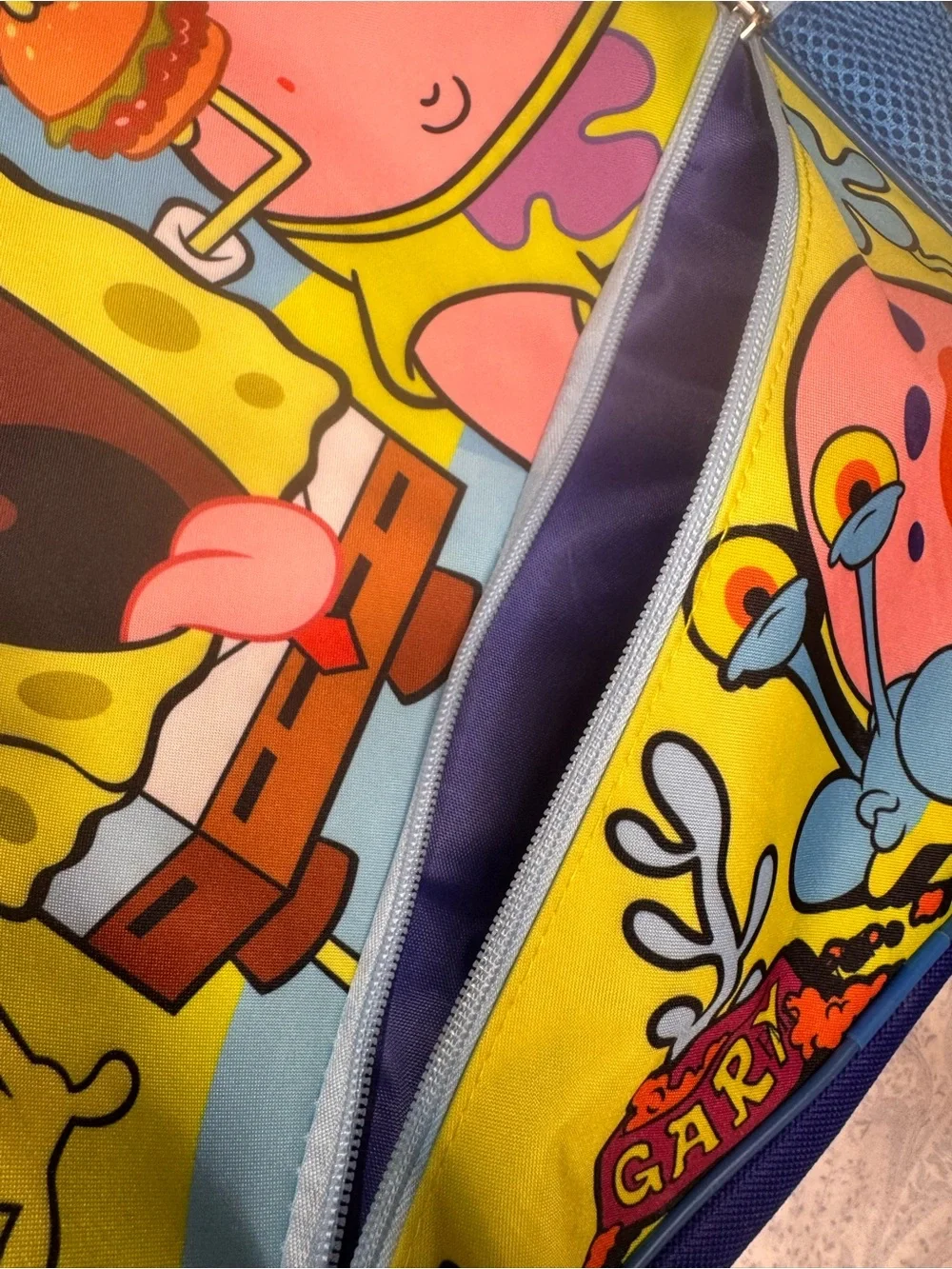 SpongeBob Squarepants 5 piece Backpack Set w/ Bottle, Pouch, Lunch Bag, Clip